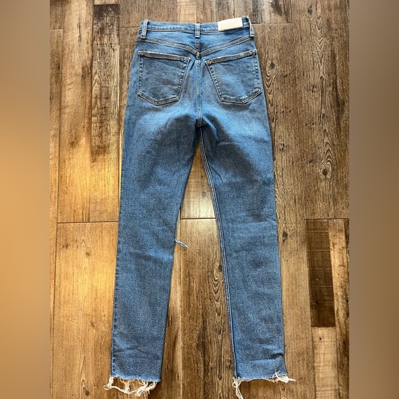 REDONE Originals 90s Ultra High Rise Skinny in Broken Through Size 27 - Picture 9 of 12